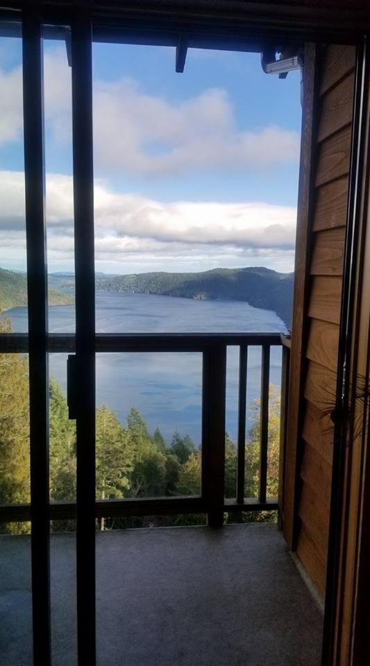 Moon Water Lodge Malahat Kültér fotó