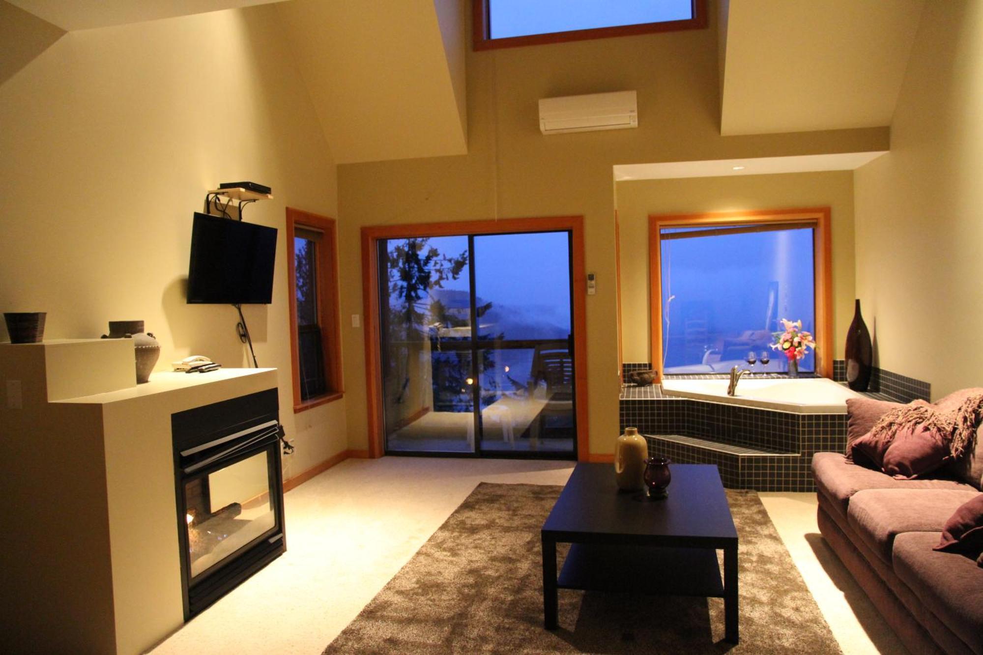 Moon Water Lodge Malahat Szoba fotó