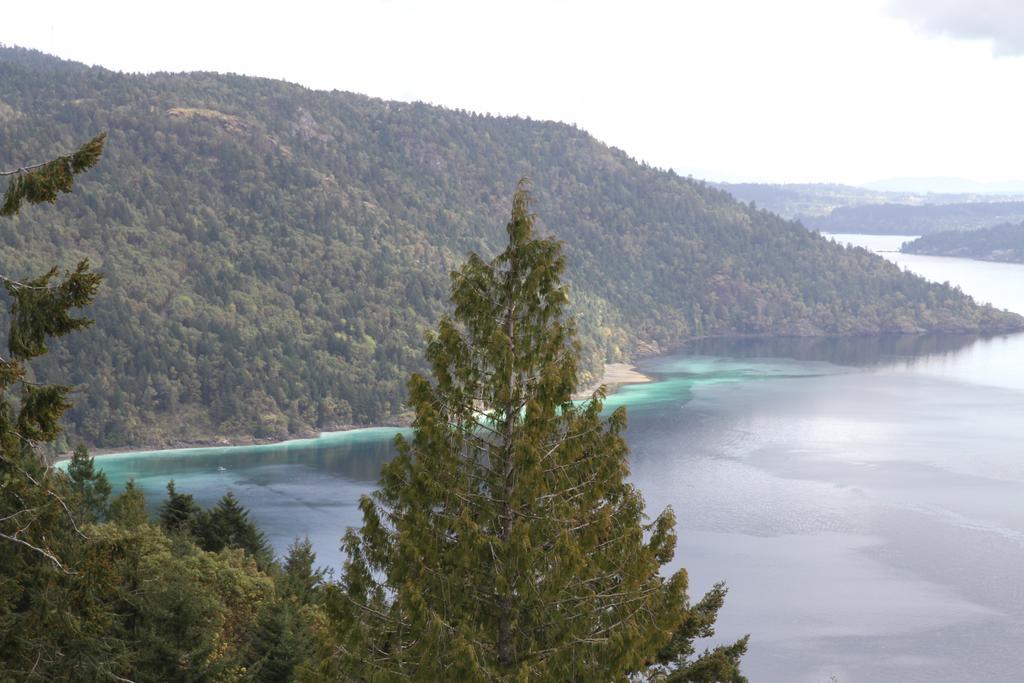 Moon Water Lodge Malahat Szoba fotó