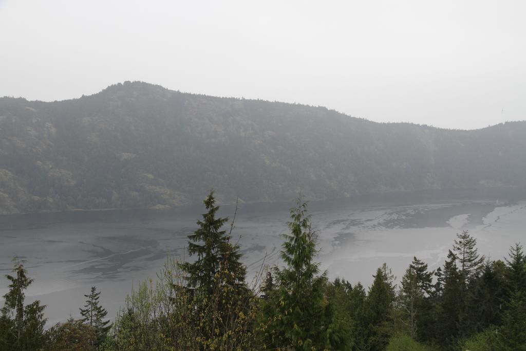 Moon Water Lodge Malahat Szoba fotó